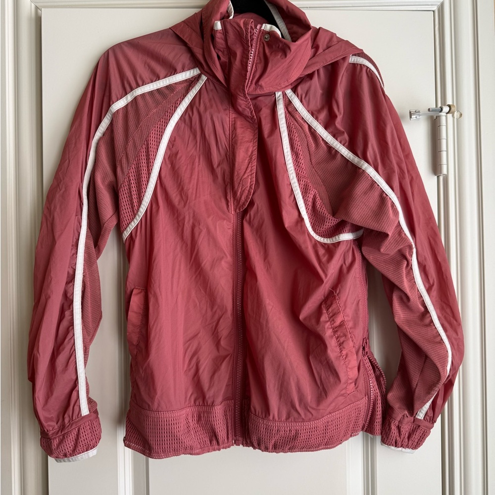 Free People FP Movement
Windbreaker Jacket Hooded
Loose fit‎ Rose Pink Size XS - Picture 2 of 10